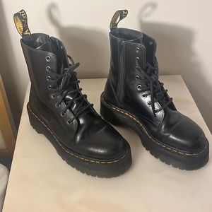 Platform Doc Martens